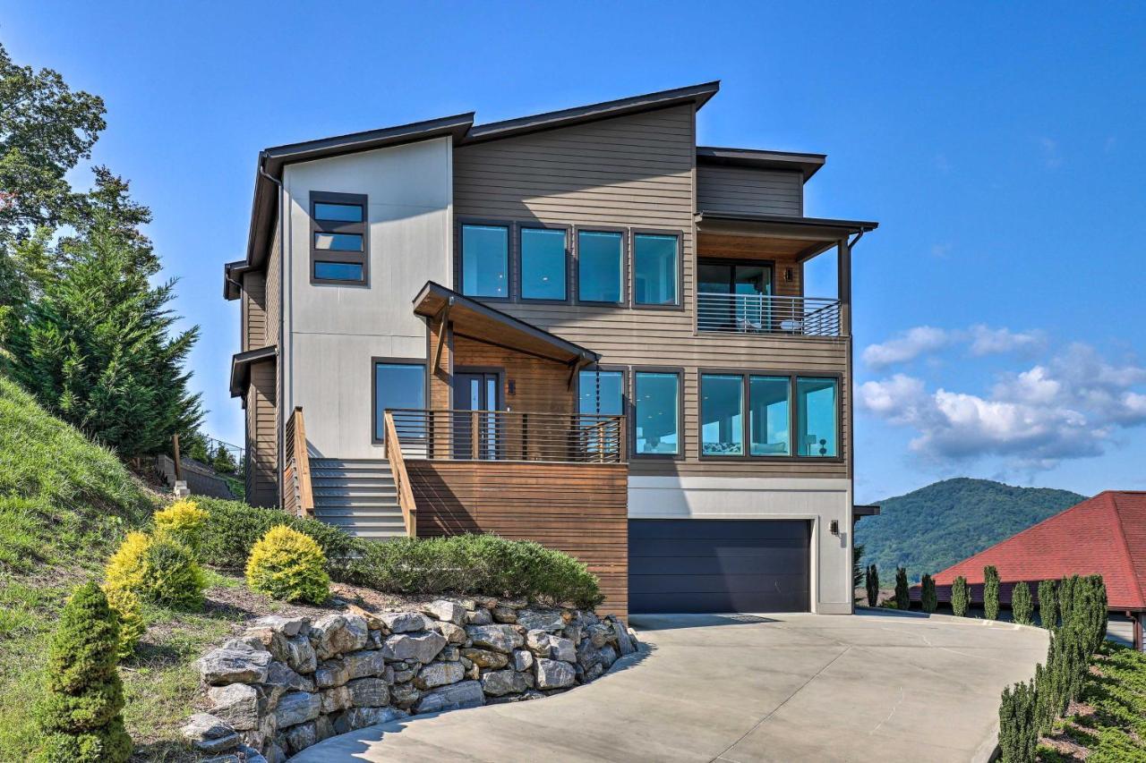 Luxe With Stunning Mountain Views! Holiday home *